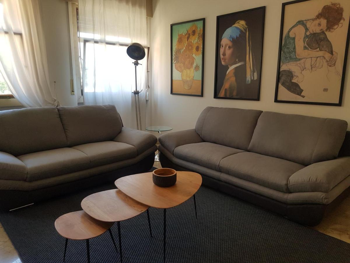 Attico Quarto Di Luna Verona Bagian luar foto