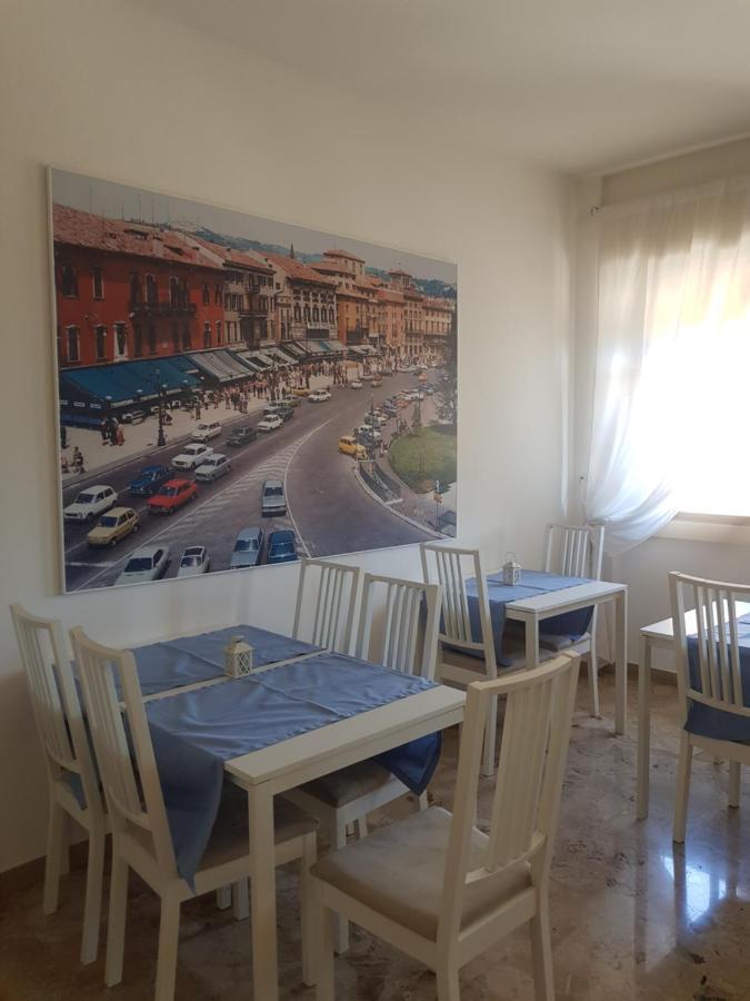 Attico Quarto Di Luna Verona Bagian luar foto