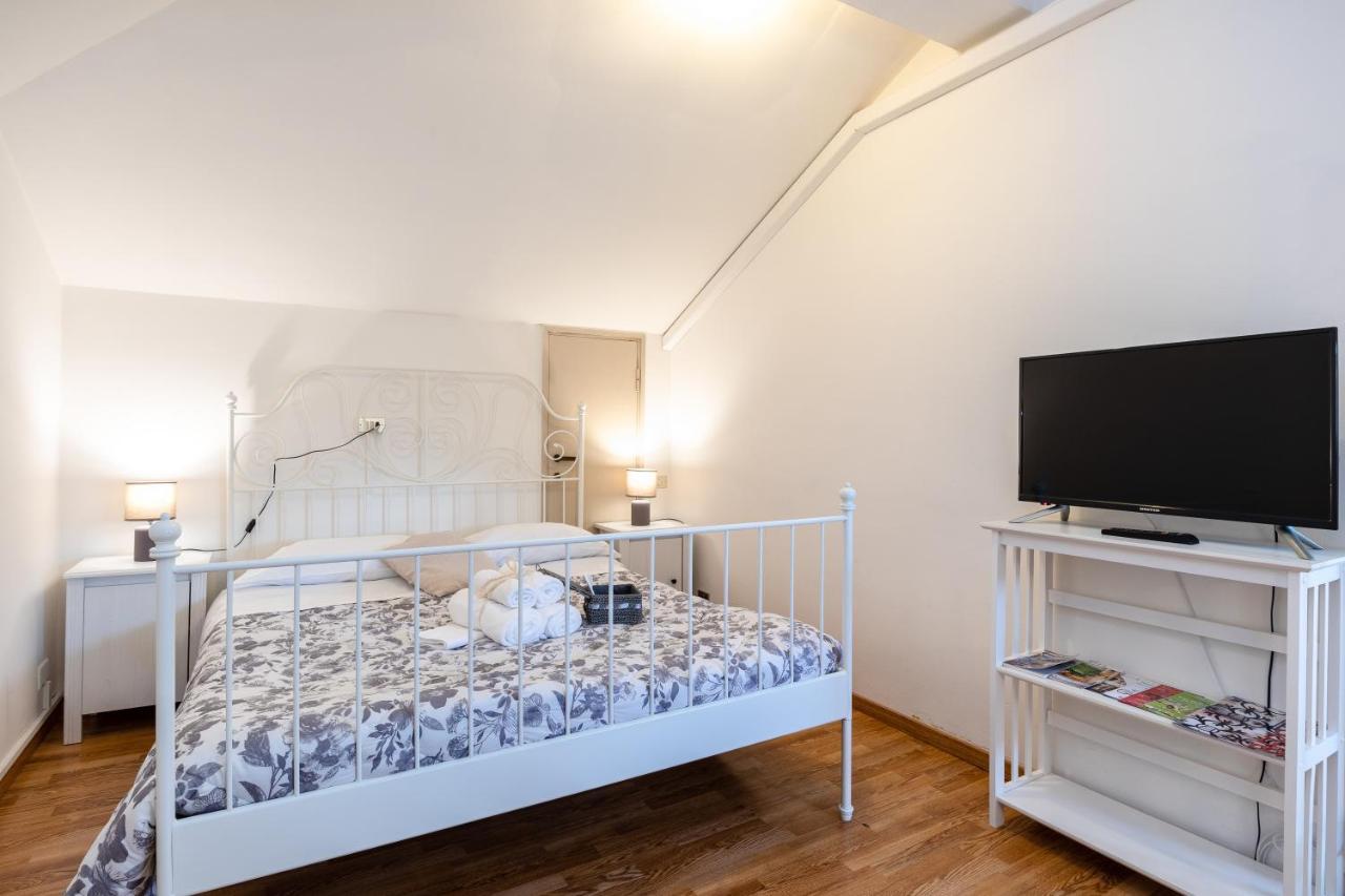 Attico Quarto Di Luna Verona Bagian luar foto