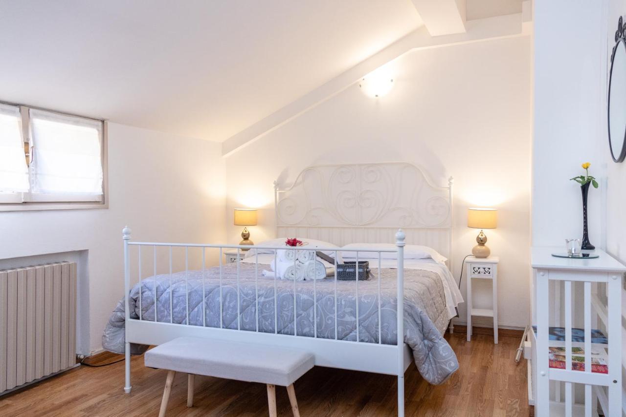 Attico Quarto Di Luna Verona Bagian luar foto