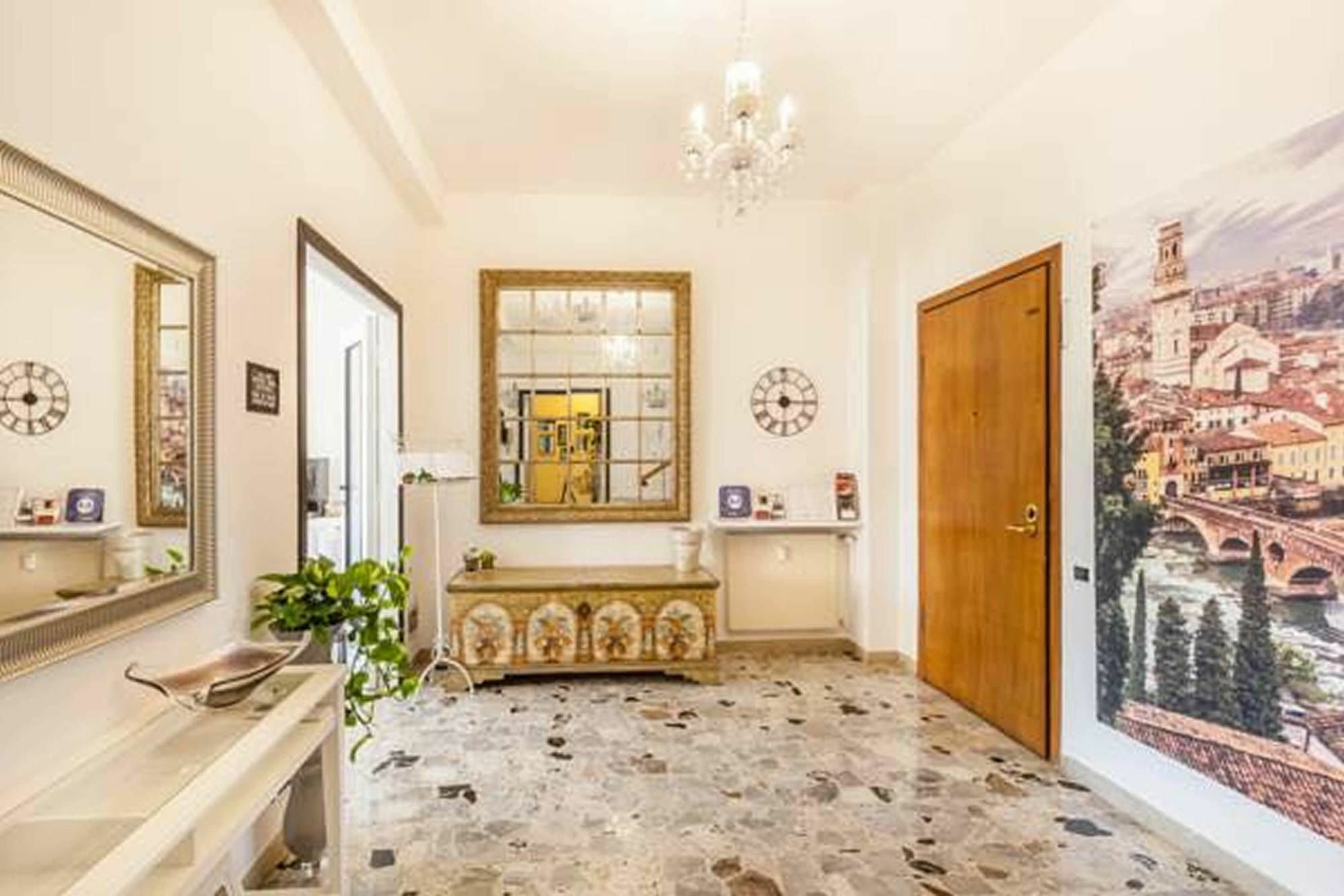 Attico Quarto Di Luna Verona Bagian luar foto
